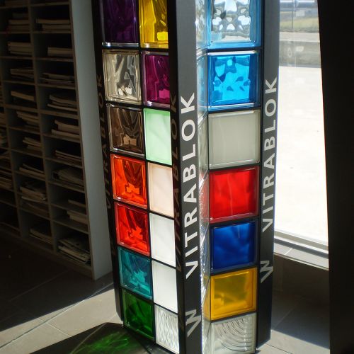 Expositor de paves de colores